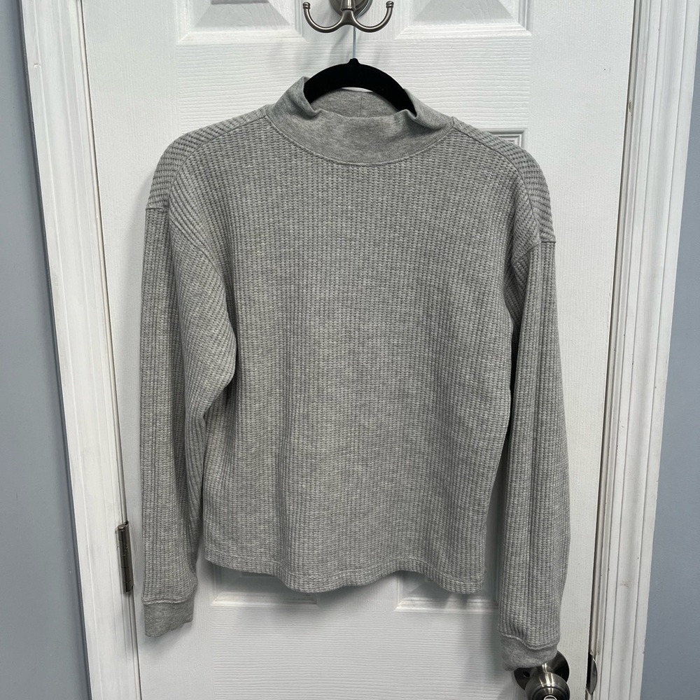 GAP Light Gray Ribbed Mock Neck Long Sleeve Top